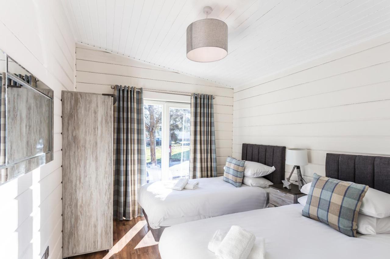 Roydon Marina Village Lodges Exteriér fotografie