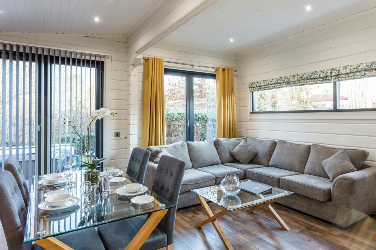 Roydon Marina Village Lodges Exteriér fotografie